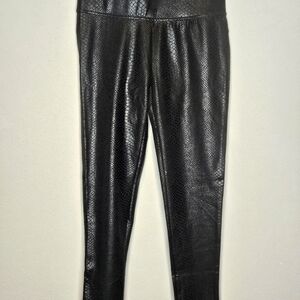 Vince Camuto leather look leggings